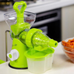 3172190916_w640_h640_sokovyzhimalka-multi-function-juicing